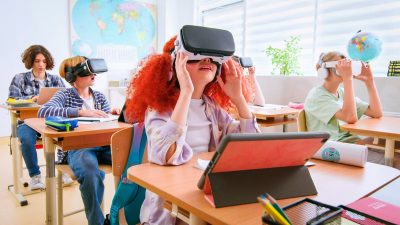VR-glasögon i klassrum